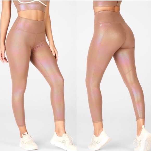 Iridescent Fabletics matching set - Picture 3 of 13